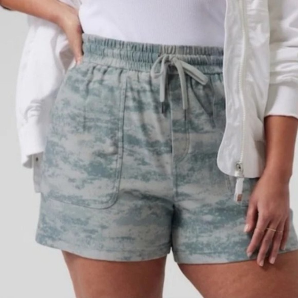 Athleta | Farallon Shorts Fog Camo Coast Grey - Size M
